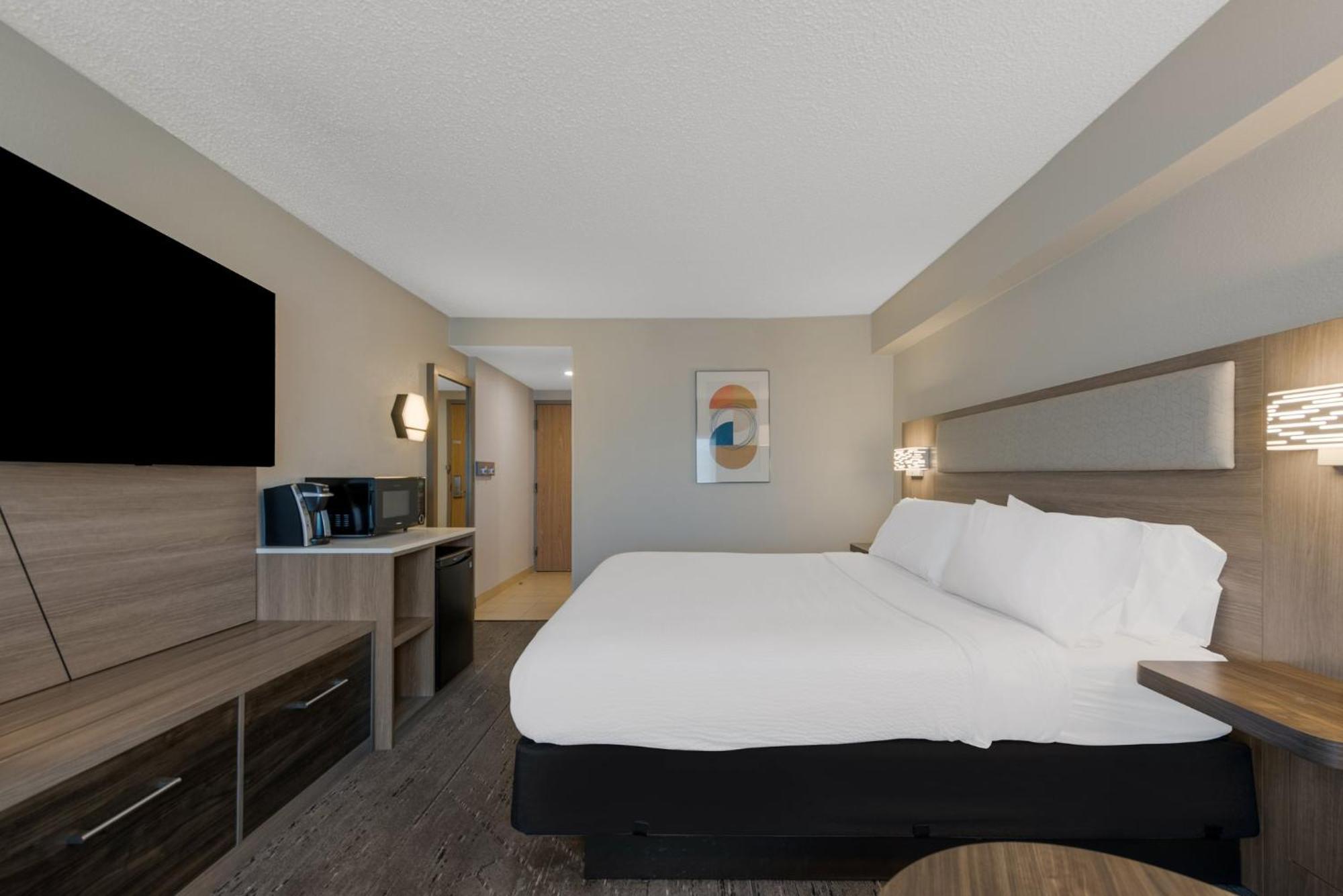 Holiday Inn Express Hotels- Hampton By Ihg Exterior foto